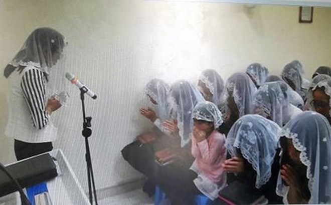 Ảnh: Một buổi truyền đạo của Hội Thánh Đức Chúa Trời Mẹ tại Việt Nam